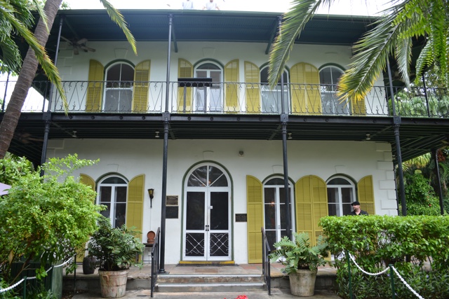 Ernest Hemingway House in the Florida Keys - Ernest Hemingway's Cats - the best part of the Florida Keys?