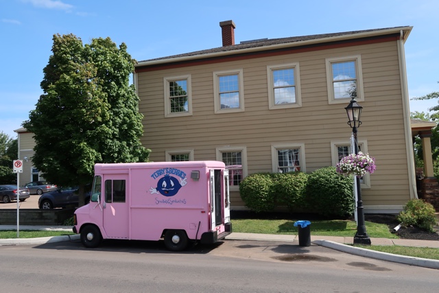 terry's berries smoothies and sandiwches food truck in charlottetown - Where to Eat the Best Lobster Rolls in Prince Edward Island?